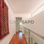 Rent 4 bedroom house of 191 m² in Porto