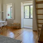 Rent 2 bedroom apartment in Porto