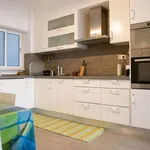 Rent a room of 115 m² in lisbon