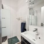 Rent 1 bedroom apartment of 550 m² in Paris