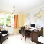 Rent 5 bedroom apartment in South East England