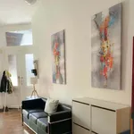 Rent a room of 100 m² in Frankfurt am Main