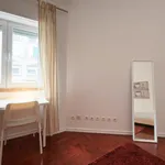 Rent 7 bedroom apartment in Lisbon