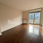 Rent 3 bedroom apartment of 150 m² in Cantù