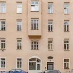 Rent a room of 90 m² in Munich