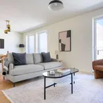 Rent 3 bedroom apartment of 122 m² in lisbon