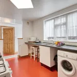 Rent 3 bedroom house in East Midlands