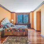 Rent 1 bedroom apartment of 85 m² in New York