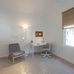 Rent 4 bedroom apartment in Valencia