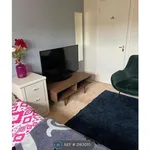 Rent 4 bedroom house in Wales