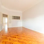 Rent 3 bedroom apartment of 180 m² in Lisbon