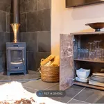 Rent 1 bedroom apartment in Wales