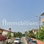 Affitto 3 camera appartamento di 90 m² in Rovigo