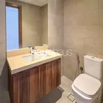 Rent 2 bedroom apartment of 141 m² in Palm Jumeirah