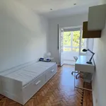 Rent 3 bedroom apartment in Lisbon