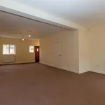 Rent 4 bedroom house of 101 m² in Leicester