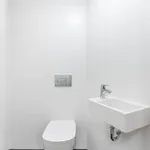 Pronajměte si 3 ložnic/e byt o rozloze 83 m² v Prague