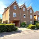 Flat to rent in Nightingale Road, Guildford, Surrey GU1