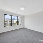 Rent 4 bedroom house in Oran Park