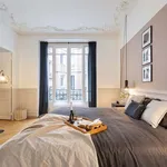 Appartement de 100 m² avec 4 chambre(s) en location à Paris