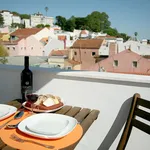 Rent 1 bedroom apartment of 35 m² in Lisbon