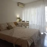 Rent 4 bedroom apartment in Barcelona