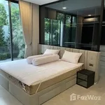 Rent 4 bedroom house of 421 m² in Bangkok