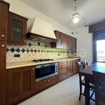 Rent 4 bedroom apartment of 77 m² in Mira