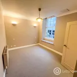 Rent 2 bedroom apartment in Edinburgh