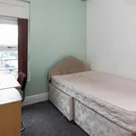 Rent 6 bedroom house in Sheffield