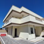 Rent 3 bedroom house of 92 m² in Roma