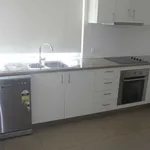 Rent 3 bedroom apartment in Gladstone Central