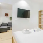 Rent 2 bedroom apartment of 25 m² in Paris