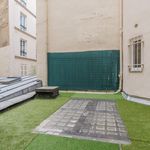 Appartement de 390 m² avec 1 chambre(s) en location à Paris