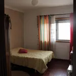 Rent 3 bedroom apartment in Porto