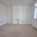 Rent 4 bedroom house in South East England