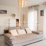 Rent 4 bedroom apartment of 86 m² in Villenave D Ornon