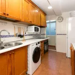 Rent a room of 75 m² in granada