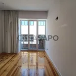 Rent 2 bedroom house of 130 m² in Porto