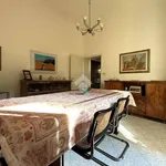 Rent 6 bedroom apartment of 180 m² in Firenze