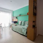 Rent a room of 140 m² in valencia