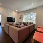 Rent 4 bedroom apartment in West Hollywood