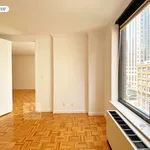 Rent 2 bedroom apartment of 97 m² in New York