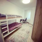 Miete 3 Schlafzimmer wohnung von 76 m² in Frankfurt