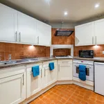 Rent 3 bedroom apartment of 45 m² in Tunbridge Wells