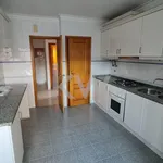 Rent 3 bedroom apartment of 110 m² in Amadora