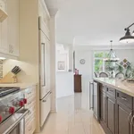 Rent 3 bedroom apartment in Oakville