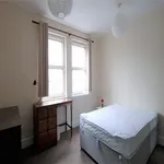 Rent 3 bedroom flat in Aberdeen