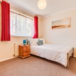 Rent 5 bedroom flat in South East England