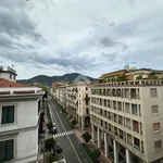 Affitto 6 camera appartamento di 149 m² in La Spezia